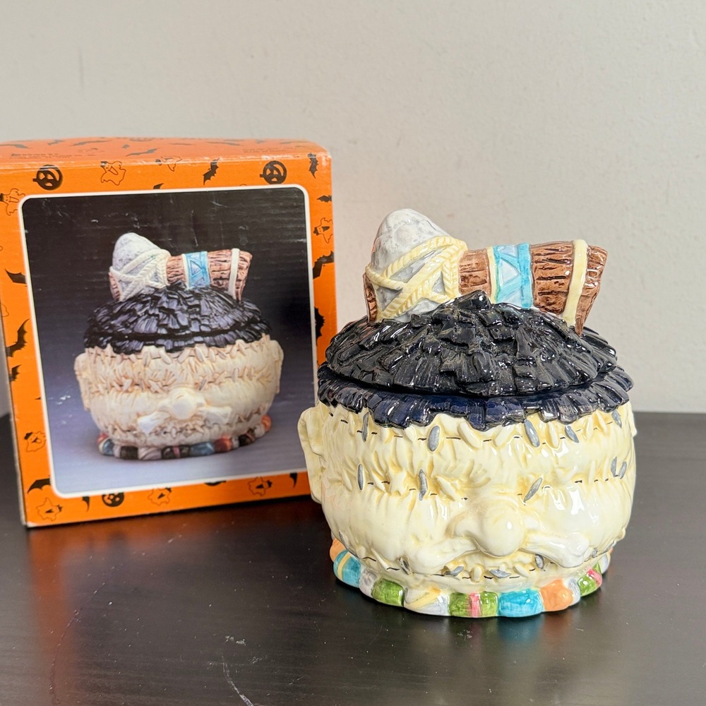 Vintage 1993 Brinn's Halloween Earthenware Candy Box/Jar Caveman Scarecrow